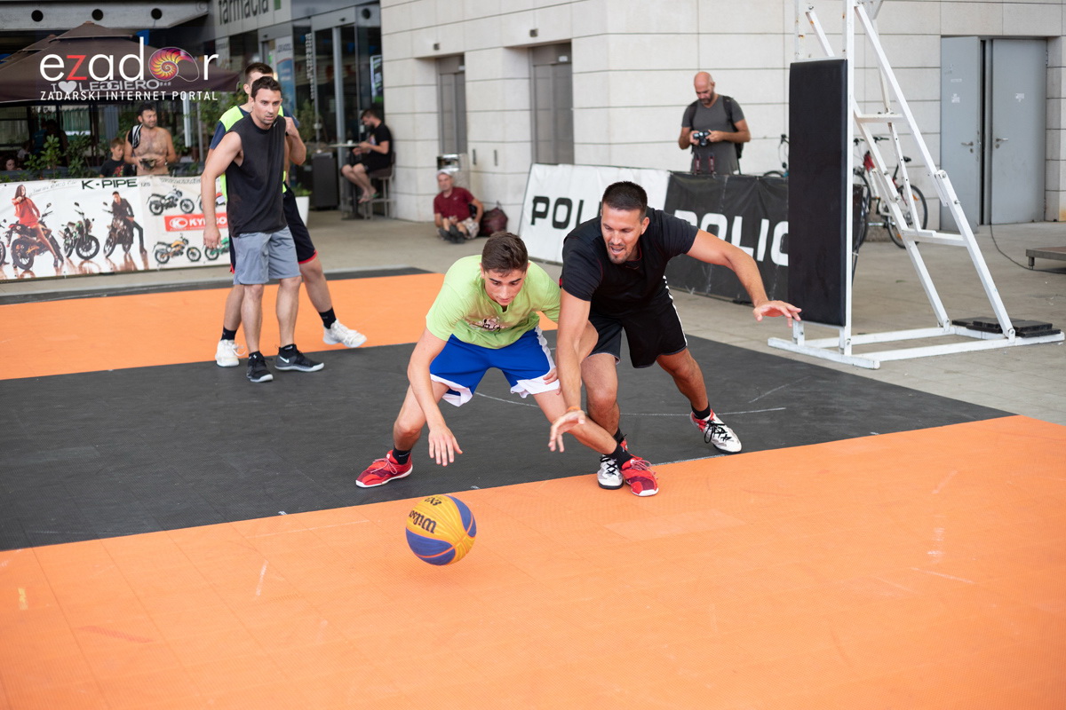 3×3 Basket Tour @ City Galleria