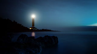 Legende svjetla: Veli Rat Legende svjetla: Veli Rat