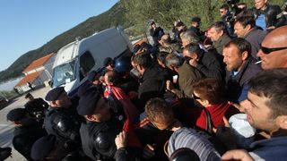 Radnicima škvera Nauta Lamjana interventna policija PU Zadarske onemogućila je pokušaj ulaska u škver u kojem se odvija stečajni postupak. Photo: Filip Brala/PIXSELL Radnicima škvera Nauta Lamjana interventna policija PU Zadarske onemogućila je pokušaj ulaska u škver u kojem se odvija stečajni postupak. Photo: Filip Brala/PIXSELL