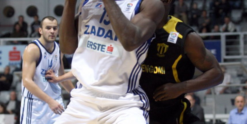 Zadar, 211210. Dvorana Kresimira Cosica. Kosarkaska utakmica 6. kola Euro Challenge cup-a izmedju Zadra i Ethe Encomi. Na fotografiji: Charles Brown. Foto: Vladimir Ivanov / CROPIX Zadar, 211210. Dvorana Kresimira Cosica. Kosarkaska utakmica 6. kola Euro Challenge cup-a izmedju Zadra i Ethe Encomi. Na fotografiji: Charles Brown. Foto: Vladimir Ivanov / CROPIX