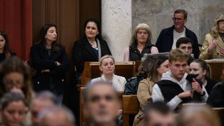 Nadbiskup Zgrablić predvodio Službu Muke Gospodnje u katedrali sv. Stošije