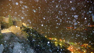 Klis, 101212. 
Ciklona Simenka je veceras donijela Snijeg nadomak Splita svega 4km zracne linije od Splita.
Na slici Snijeg na Klisu.
Foto: Zvonimir Barisin / CROPIX