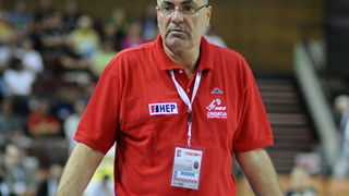 Katowice, 180909.
Dvorana Sport Arena Spodek.
Europsko prvenstvo u kosarci u Poljskoj, cetvrtfinale izmedju Slovenije i Hrvatske.
Na slici: izbornik Jasmin Repesa.
Foto: Drago Sopta  / CROPIX