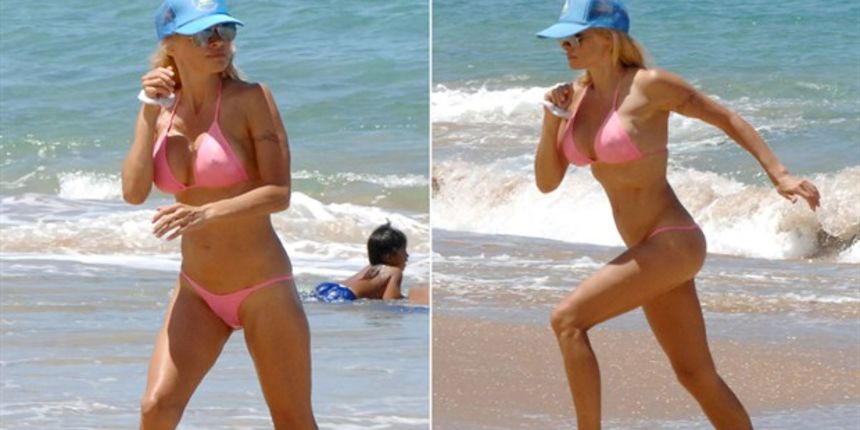 Opako seksi Pamela kao u Baywatch danima, foto: Stewy / starsurf / Splash News / Guliver/Splash Splash News (Foto)