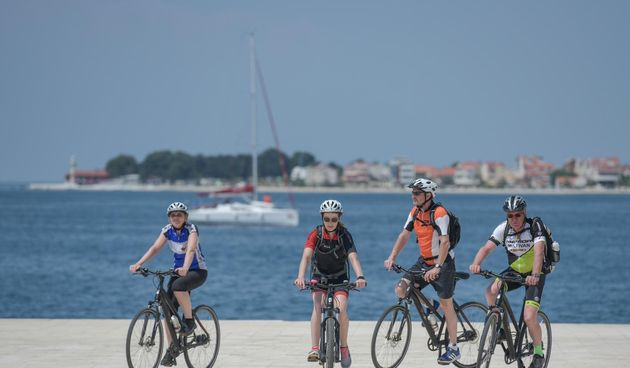 Sunčan dan – turisti znaju – savršen za razgledavanje grada