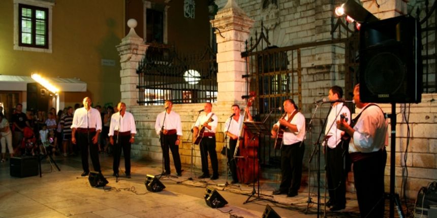 Klapa Kontrada (Foto: tzzadar.hr) Klapa Kontrada (Foto: tzzadar.hr)