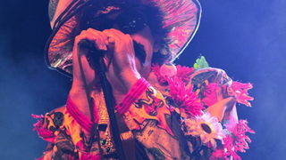 U povodu 4. rođendana Boutique hostela Forum, “najpristojniji mogući” riječki Let 3 održao je fenomenalan koncert na antičkom Forumu