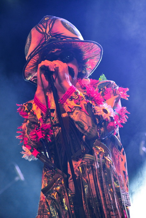 U povodu 4. rođendana Boutique hostela Forum, “najpristojniji mogući” riječki Let 3 održao je fenomenalan koncert na antičkom Forumu