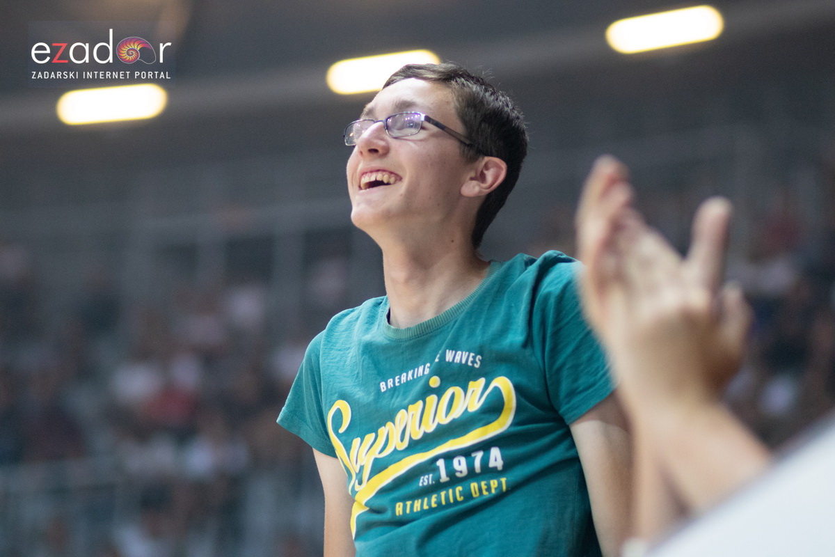 Polufinale doigravanja HT Premijer lige, 1. utakmica: KK Zadar – KK Cibona 89-78