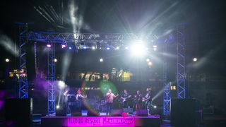 Halid Bešlić @ Bazen Ilirije u Biogradu n/M Halid Bešlić @ Bazen Ilirije u Biogradu n/M