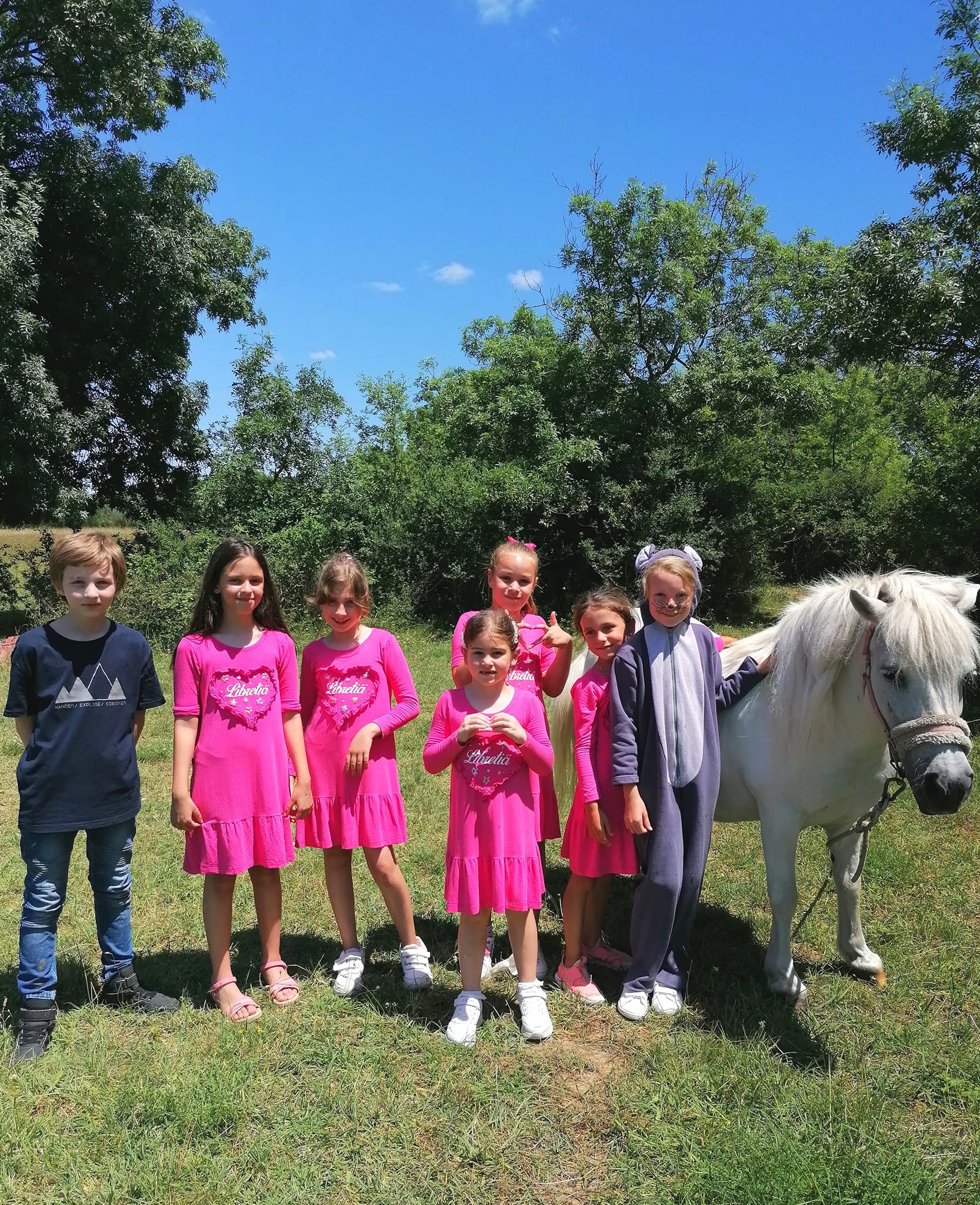 Libretići na snimanju spota u Ponylandu Libretići na snimanju spota u Ponylandu