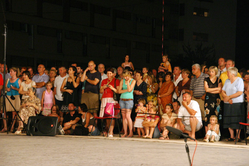 Image 1176157 (auto)