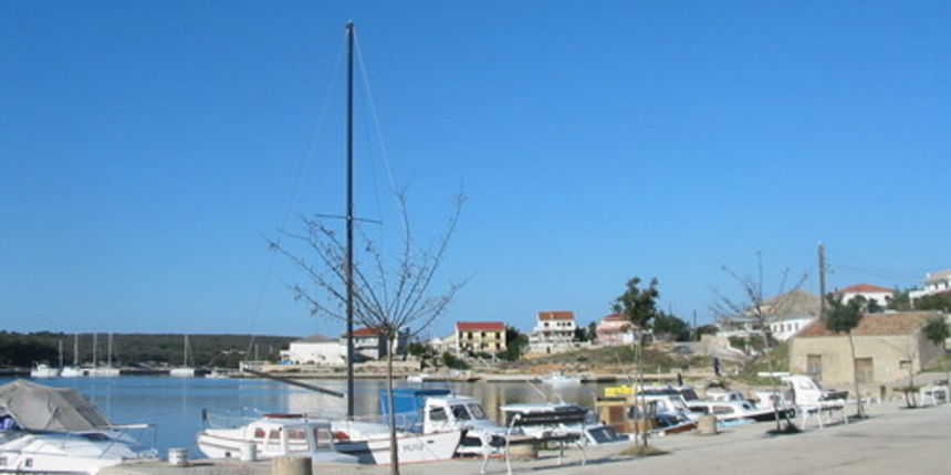 Pag – Šimuni (foto: J. Portada) Pag – Šimuni (foto: J. Portada)