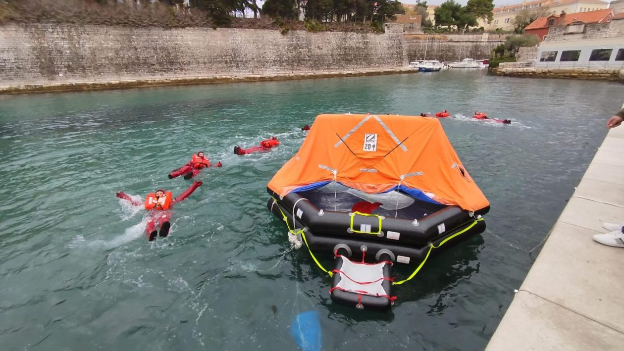 592461087_1457696182840532_4390372917193016381_n