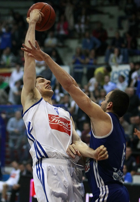 Zagreb, 150512.
KC Drazen Petrovic, Savska cesta.
Prva utakmica polufinala PH za kosarkase Cibona – Zadar.
Na fotografija: Damjan Rudez.
Foto: Ronald Gorsic / CROPIX Zagreb, 150512.
KC Drazen Petrovic, Savska cesta.
Prva utakmica polufinala PH za kosarkase Cibona – Zadar.
Na fotografija: Damjan Rudez.
Foto: Ronald Gorsic / CROPIX