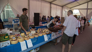 11. Gastol stol na biogradskoj rivi. Foto: Vinko Pešić 11. Gastol stol na biogradskoj rivi. Foto: Vinko Pešić