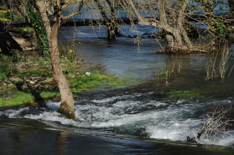 Obilaskom Nacionalnog parka Krka posjetitelji su obilježili 13. ožujka – Međunarodni dan rijeka. Photo: Hrvoje Jelavić/PIXSELL Obilaskom Nacionalnog parka Krka posjetitelji su obilježili 13. ožujka – Međunarodni dan rijeka. Photo: Hrvoje Jelavić/PIXSELL