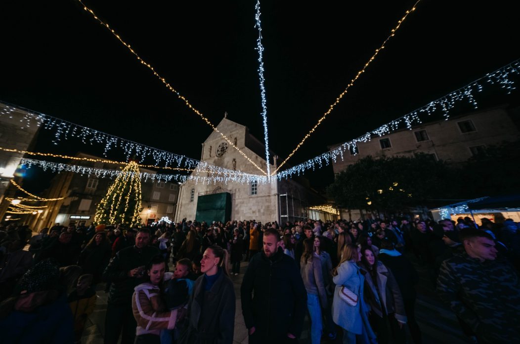 Otvorenje Adventa u Pagu