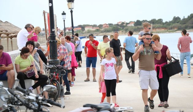 Velika prvosvibanjska fešta na Viru