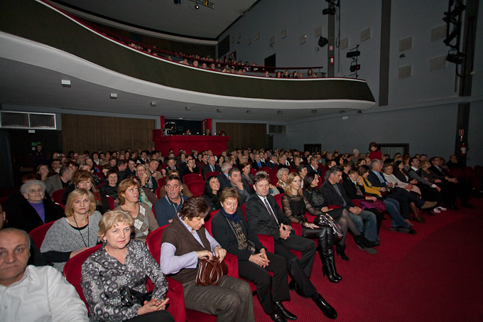 HNK Zadar: Humanitarni bozicni koncert Tereze Kesovije u organizaciji Rotary Cluba Zadar, Foto: Leo Banic HNK Zadar: Humanitarni bozicni koncert Tereze Kesovije u organizaciji Rotary Cluba Zadar, Foto: Leo Banic