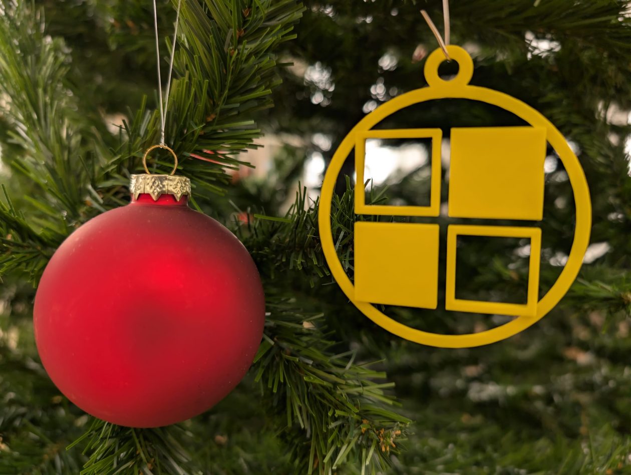 Gradska knjižnica Zadar jelke blagdanski ugođaj blagdani ilustracija kuglice Gradska knjižnica Zadar jelke blagdanski ugođaj blagdani ilustracija kuglice