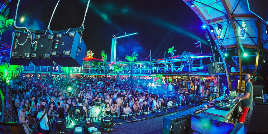 NOA beach bar, Zrće