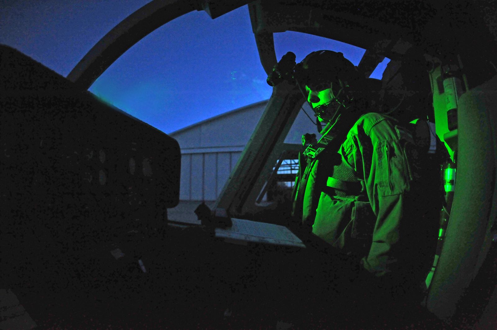 Završena obuka i trenaža noćnog letenja u eskadrili helikoptera. Foto: T. Brandt/MORH
