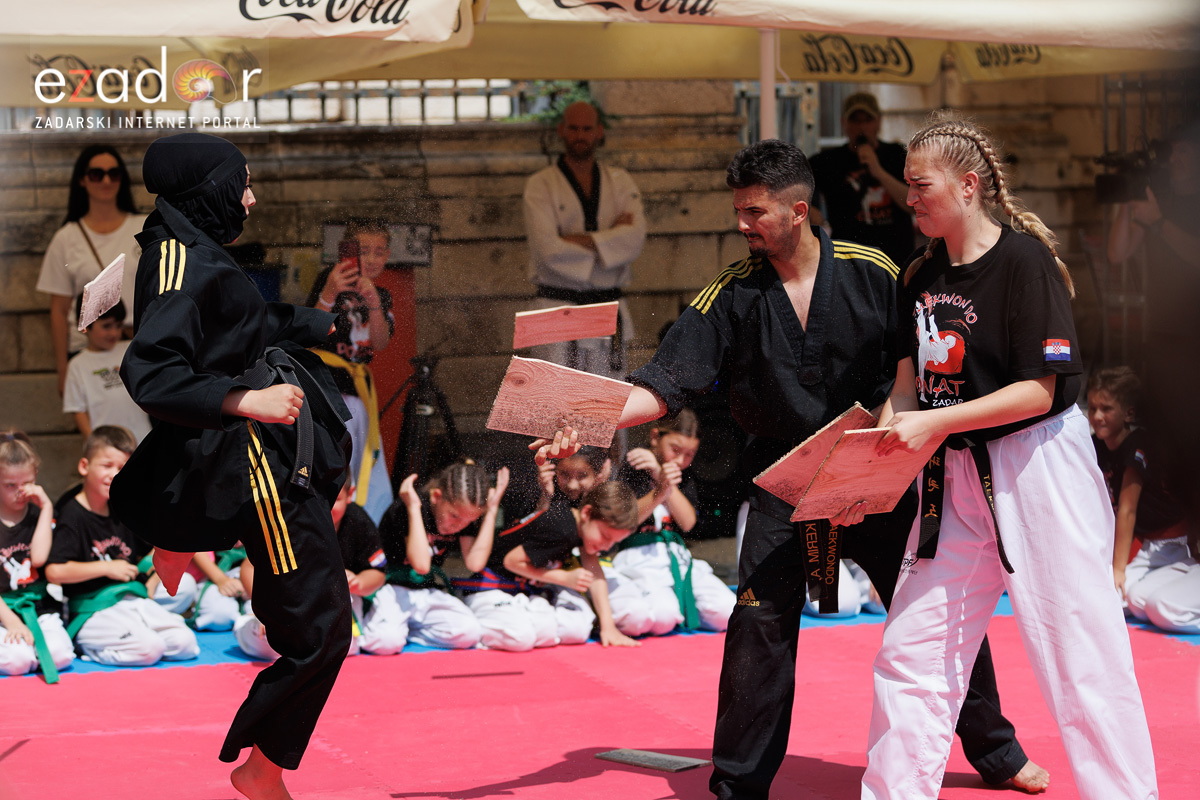 Spektakularna Taekwondo prezentacija na Narodnom trgu