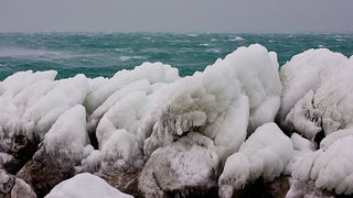 Senj u zagrljaju ledenog pokrivača, foto: Leo Banić