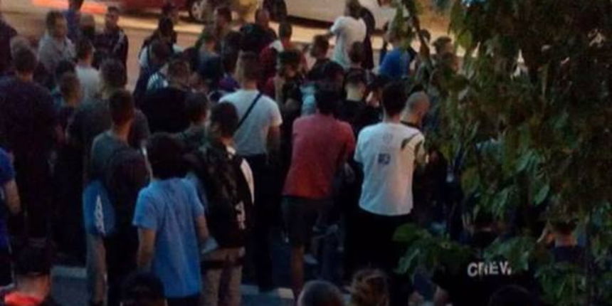 Pripadnici Tornada pred polazak u Split u pomoć gasiteljima Pripadnici Tornada pred polazak u Split u pomoć gasiteljima