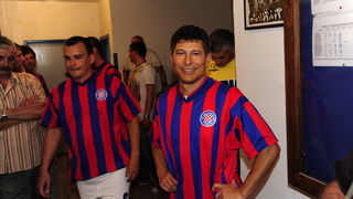 Split, 300611.
17. izdanje malonogometnog turnira Tocida kup odrzava se na betonskom igralistu u Vukovarskoj ulici.Veceras najvise interesa izaziva utakmica izmedju momcadi Hajduk.hr i ekipe Radunica bez zvijezda.Za Hajduk.hr se ocekuje da igraju predsje Split, 300611.
17. izdanje malonogometnog turnira Tocida kup odrzava se na betonskom igralistu u Vukovarskoj ulici.Veceras najvise interesa izaziva utakmica izmedju momcadi Hajduk.hr i ekipe Radunica bez zvijezda.Za Hajduk.hr se ocekuje da igraju predsje