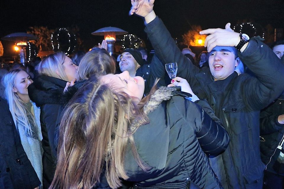 Spektakularni doček Nove 2017. godiner u Viru