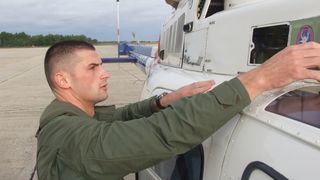 Zemunik: Započela obuka pilota u helikopteru Zemunik: Započela obuka pilota u helikopteru