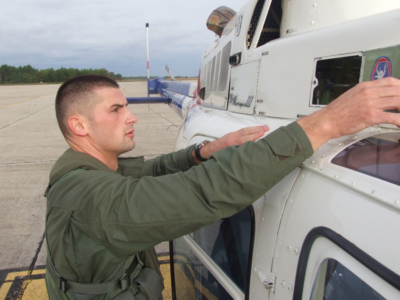 Zemunik: Započela obuka pilota u helikopteru Zemunik: Započela obuka pilota u helikopteru