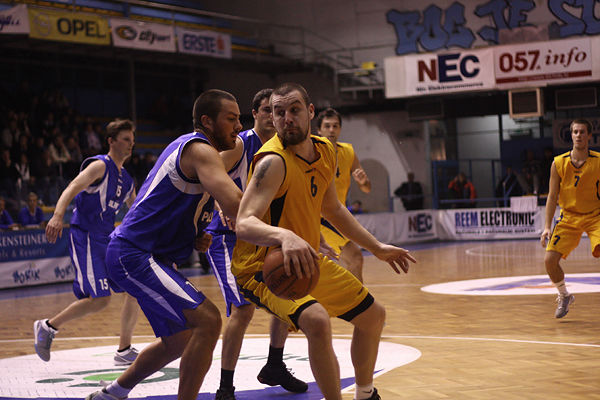 KK Poličnik – KK Jazine, Foto: Saša Čuka KK Poličnik – KK Jazine, Foto: Saša Čuka