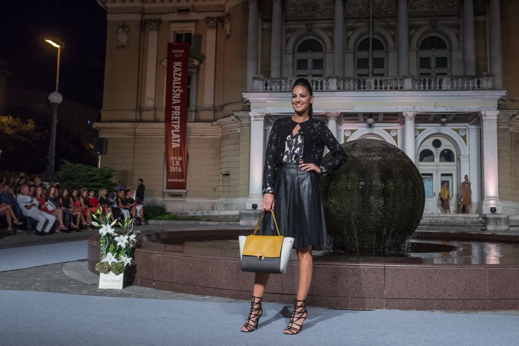 MaxMara by Arsen Miletic, rijecke stepenice MaxMara by Arsen Miletic, rijecke stepenice