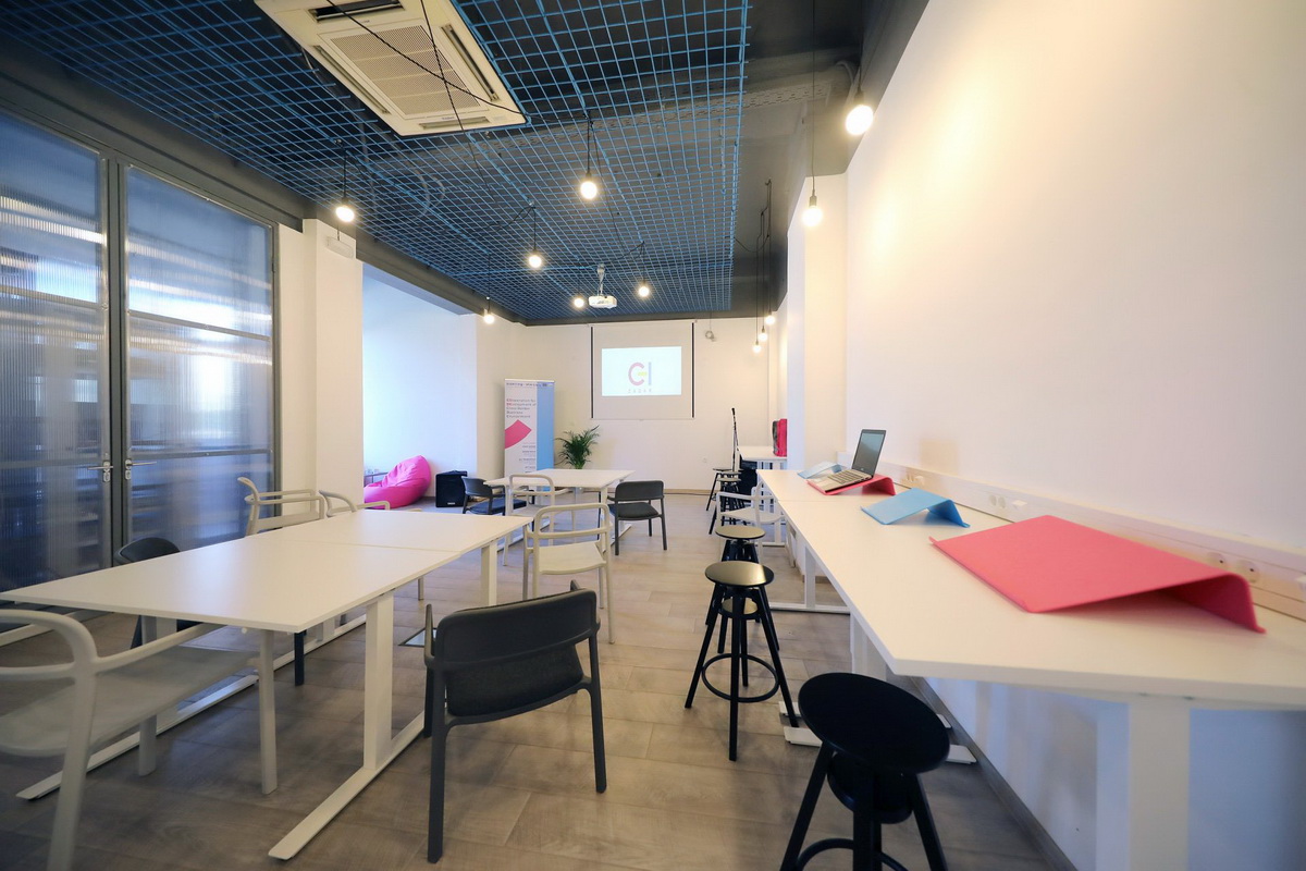 Otvoren CODE hub coworking prostor u Studentskom domu Sveučilišta u Zadru Otvoren CODE hub coworking prostor u Studentskom domu Sveučilišta u Zadru