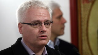 Krupa, 251110.
Boris Tadic i Ivo Josipovic posjetili su manastir Krupa.
Na slici: Ivo Josipovic i Boris Tadic.
Foto: Vladimir Ivanov / CROPIX Krupa, 251110.
Boris Tadic i Ivo Josipovic posjetili su manastir Krupa.
Na slici: Ivo Josipovic i Boris Tadic.
Foto: Vladimir Ivanov / CROPIX