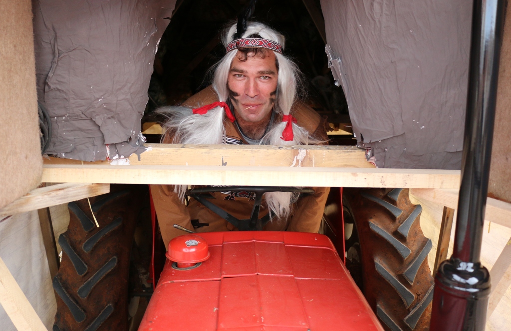 Virske maškare: Nedjelja u znaku zvijezdice Meri, Tota i Tempo Banda