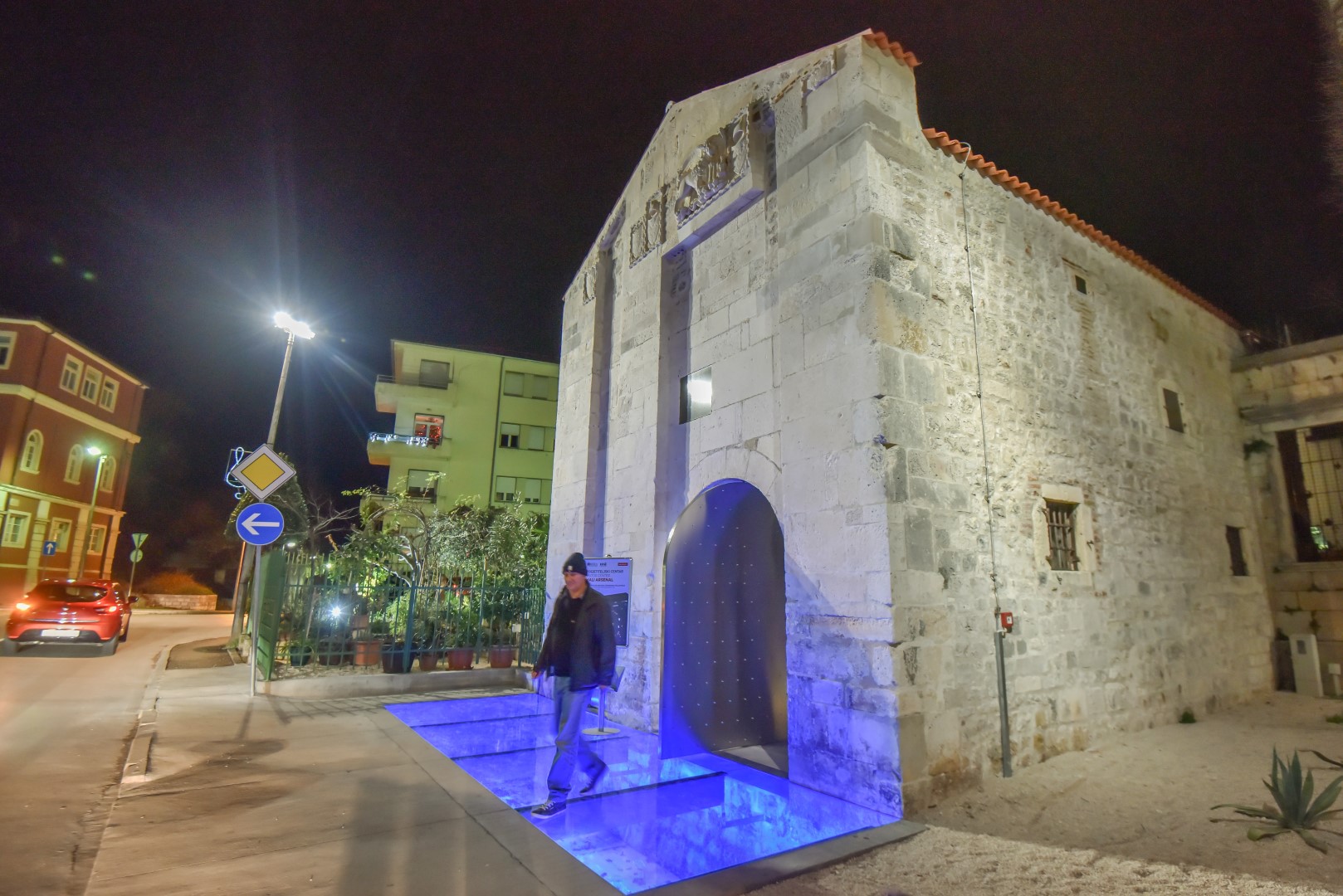 Advent u Zadru: Giuliano raspjevao i rasplesao Zadrane Advent u Zadru: Giuliano raspjevao i rasplesao Zadrane