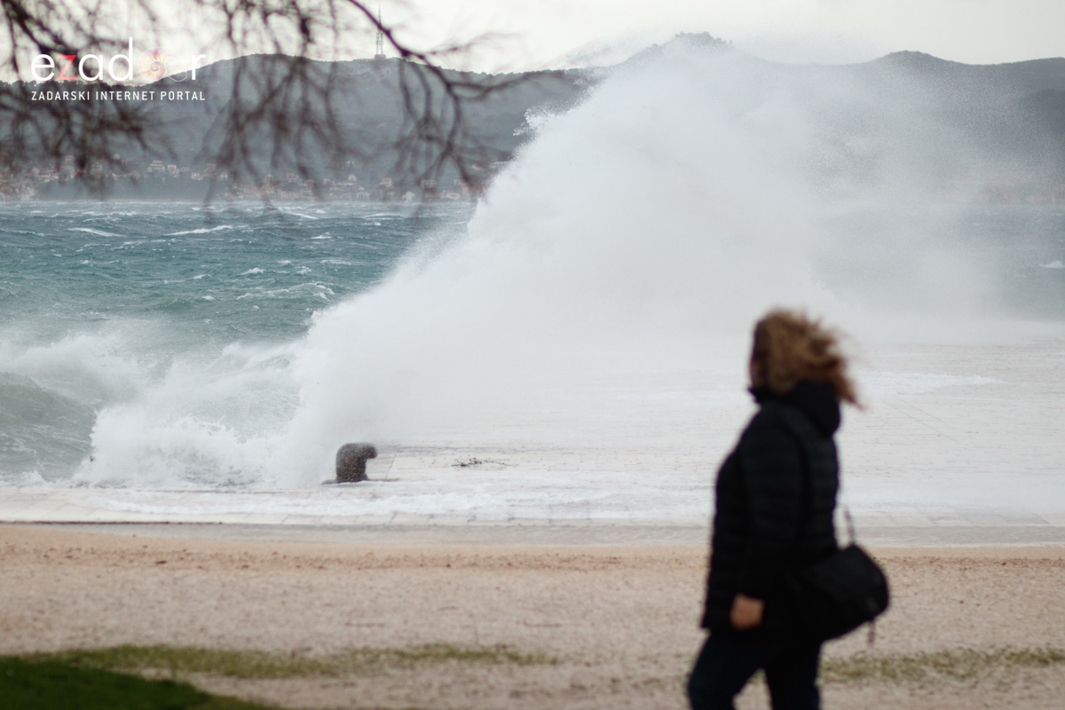 Đir po gradu, ponedjeljak 28. prosinca 2020. Đir po gradu, ponedjeljak 28. prosinca 2020.