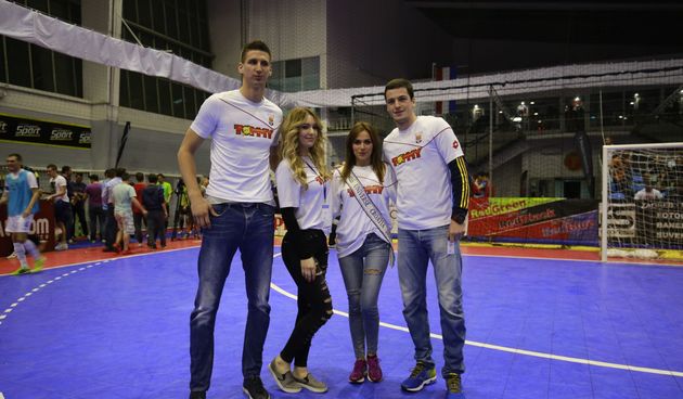 Poznate osobe iz društvenog života okušale u izvođenju penala