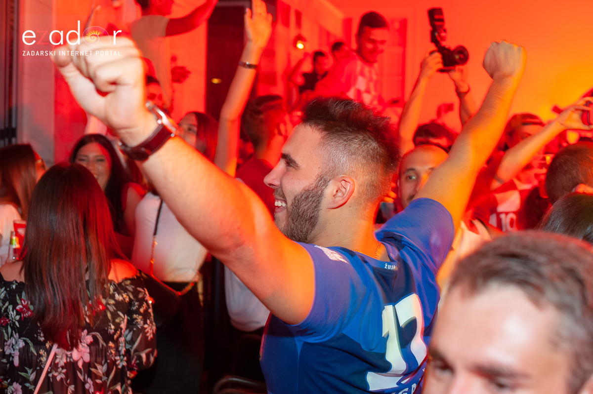 Zadar je gorio: Velika fešta nakon plasmana Vatrenih u finale Svjetskog prvenstva