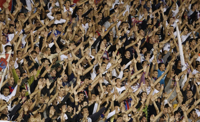 Split, 300910.
Stadion Poljud.
Nogometna utakmica drugog kola Europske lige,
Hajduk – Anderlecht.
Na fotografiji: Torcida, navijaci.
Foto: Ante Cizmic / CROPIX Split, 300910.
Stadion Poljud.
Nogometna utakmica drugog kola Europske lige,
Hajduk – Anderlecht.
Na fotografiji: Torcida, navijaci.
Foto: Ante Cizmic / CROPIX