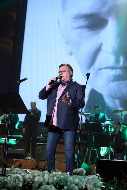 U koncertnoj dvorani Vatroslav Lisinski održan koncert “Hiljade pahulja bijelih” posvećen Kemalu Montenu. Foto. Goran Stanzl/PIXSELL U koncertnoj dvorani Vatroslav Lisinski održan koncert “Hiljade pahulja bijelih” posvećen Kemalu Montenu. Foto. Goran Stanzl/PIXSELL