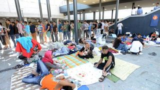 Izbjeglice i imigranti na željezničkom kolodvoru Keleti ulicama Budimpešte, Photo: Marko Jurinec/PIXSELL Izbjeglice i imigranti na željezničkom kolodvoru Keleti ulicama Budimpešte, Photo: Marko Jurinec/PIXSELL