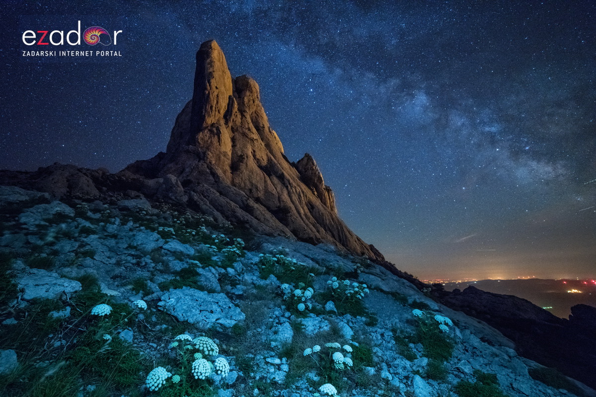 Prekrasna zvjezdana noć na Tulovim gredama Prekrasna zvjezdana noć na Tulovim gredama