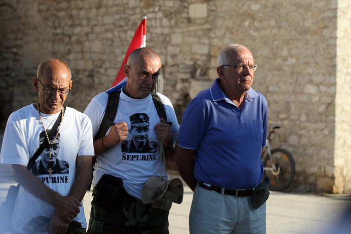 Zadar, 210812.
Hrvatski branitelji krenuli su jutros u hodnju koja ce trajati pet dana. Sudjeluju: Udruga veterana hrvatskih gardijskih postrojbi, Udruga veterana SJP MUP-a RH, UMDDRH Zadar, 210812.
Hrvatski branitelji krenuli su jutros u hodnju koja ce trajati pet dana. Sudjeluju: Udruga veterana hrvatskih gardijskih postrojbi, Udruga veterana SJP MUP-a RH, UMDDRH