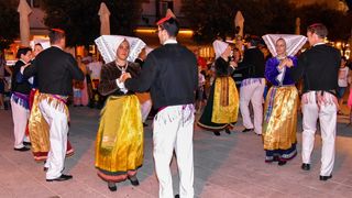 Etno večer s KUD Družina u Pagu Etno večer s KUD Družina u Pagu