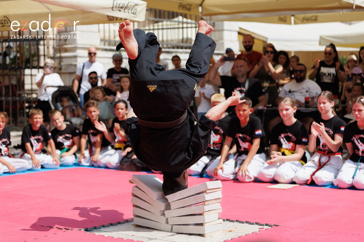 Spektakularna Taekwondo prezentacija na Narodnom trgu